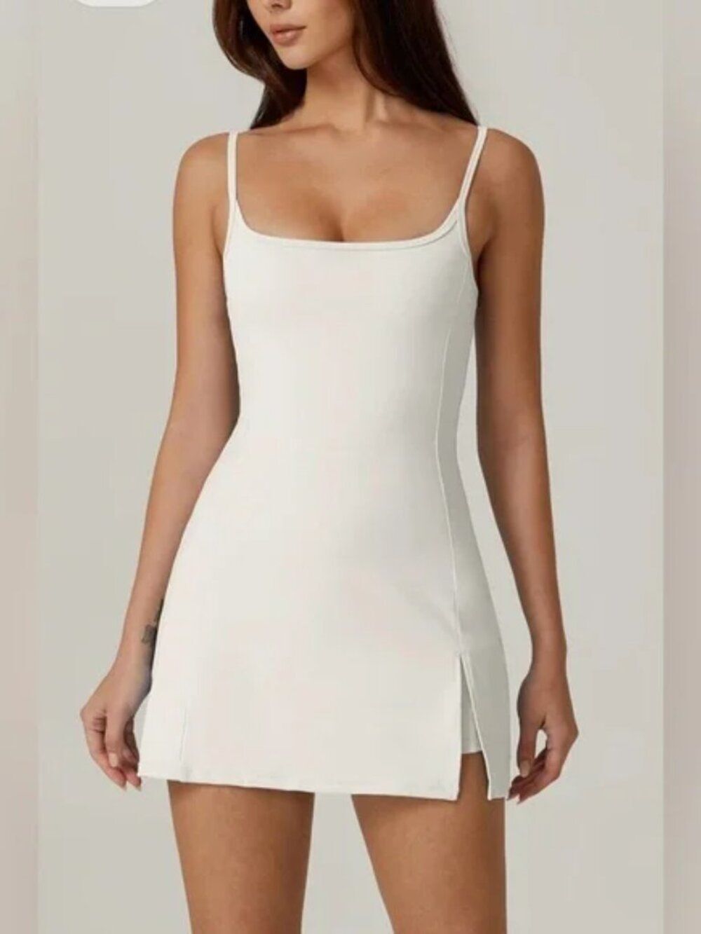 Qinsen Women's White Tennis Dress Size Medium with Pockets
